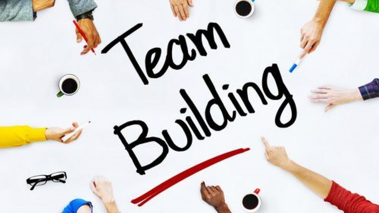 TEAM BUILDING